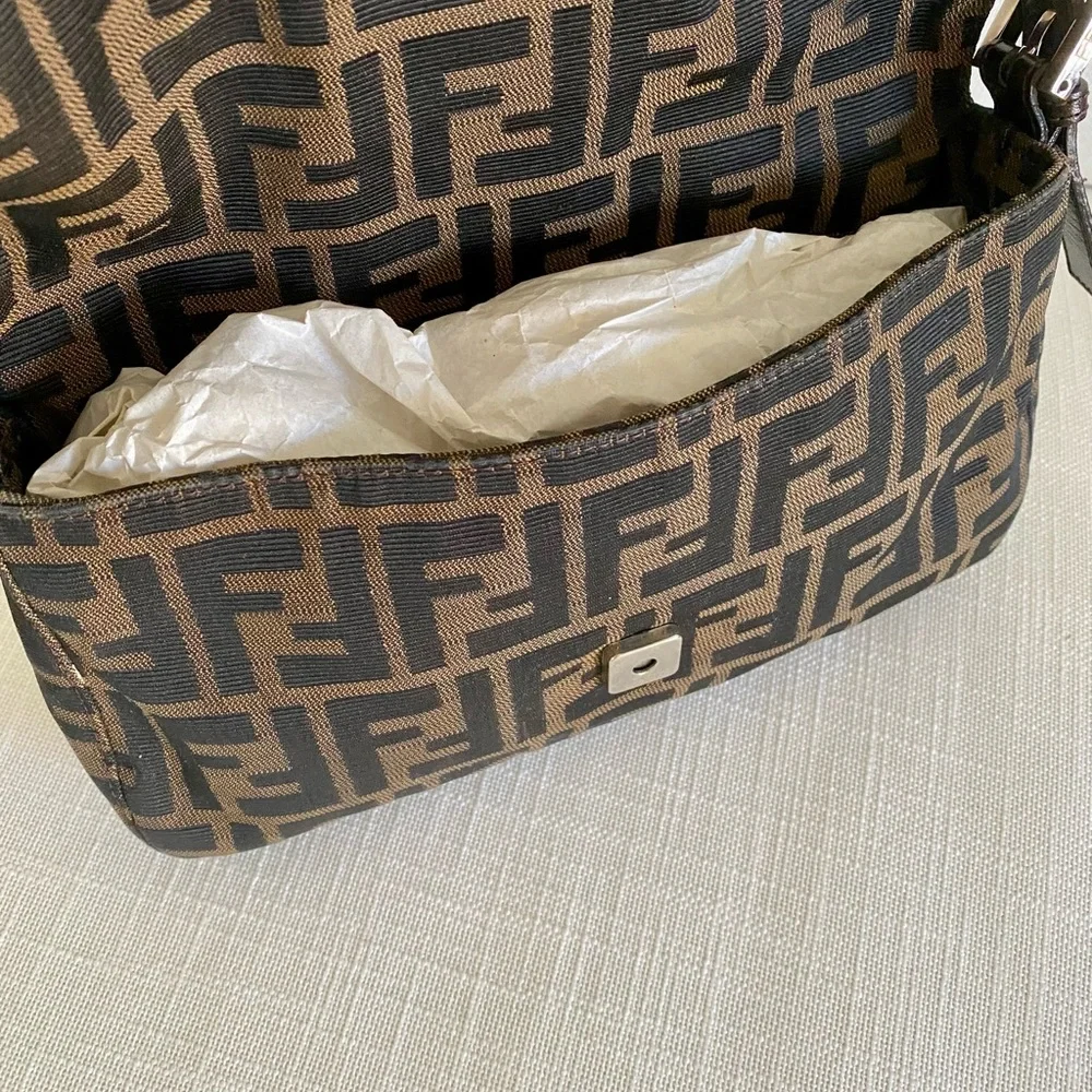 Fendi Zucca Baguette - Picture 9 of 10